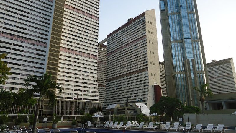 在挑选广州欧洲游行程时，首先要关注行程的亮点。这包括：
